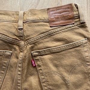 Levi’s Ribcage Pants (Straight Leg)